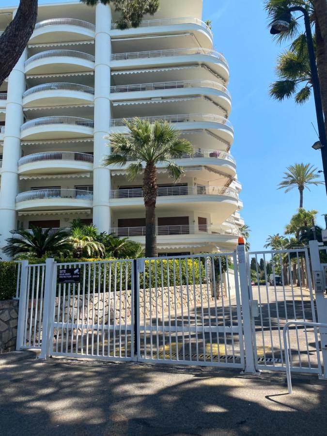 Appartement Bord De Mer Кан Екстериор снимка